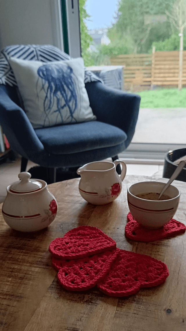 Sous-Tasses LOVE en Crochet - Fait Main 
