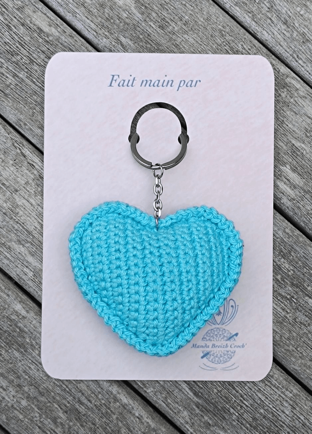 Porte-clés LOVE en crochet - Cyan