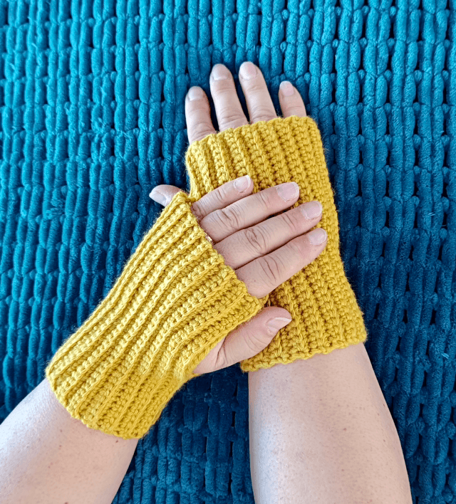 Mitaines femmes MONA en crochet - Taille S -  Fait main