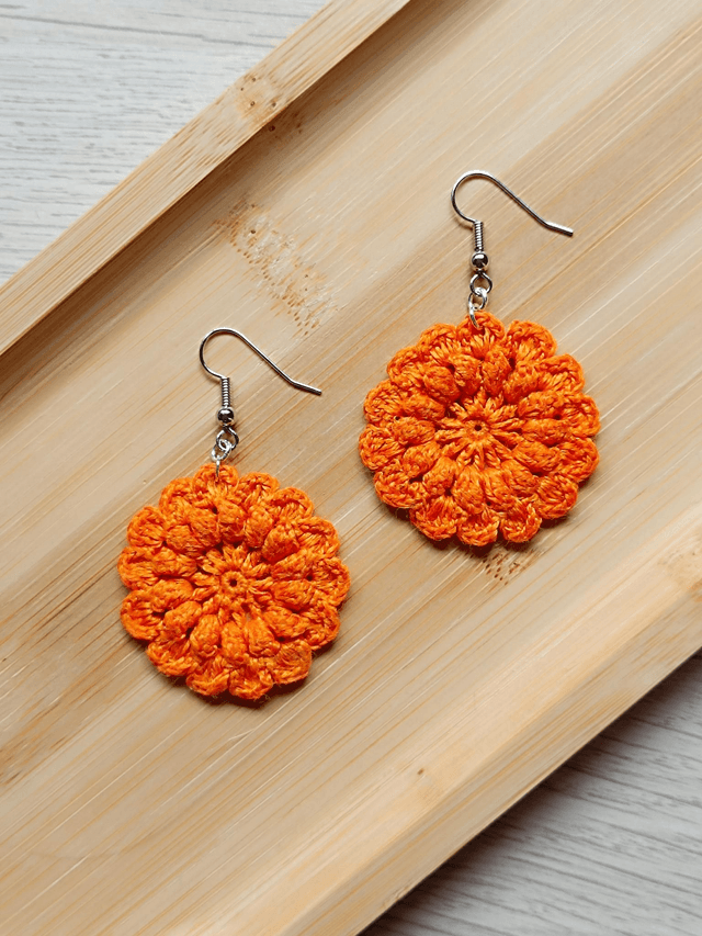 Boucles d&#039;oreilles HORTENSE en Micro-Crochet - Mandarine 